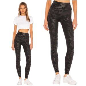 Spanx Seamless Look At Me Now Green Camo Leggings Faux Leather High Waist Size L